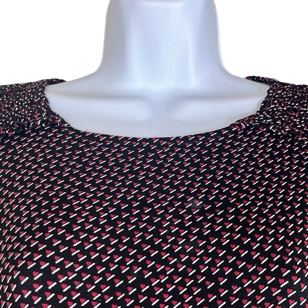 Adrianna Papell Heart Print Black Red Smocked Shoulder Blouse Medium Long Sleeve - Picture 3 of 9